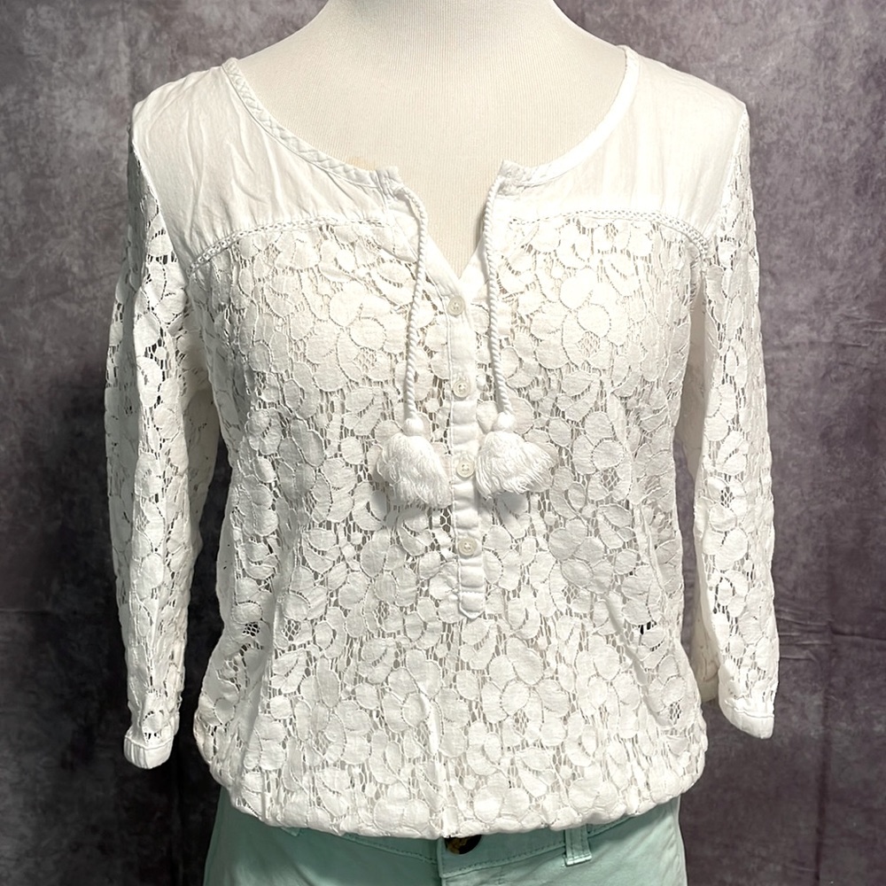 Aeropostale white lace top